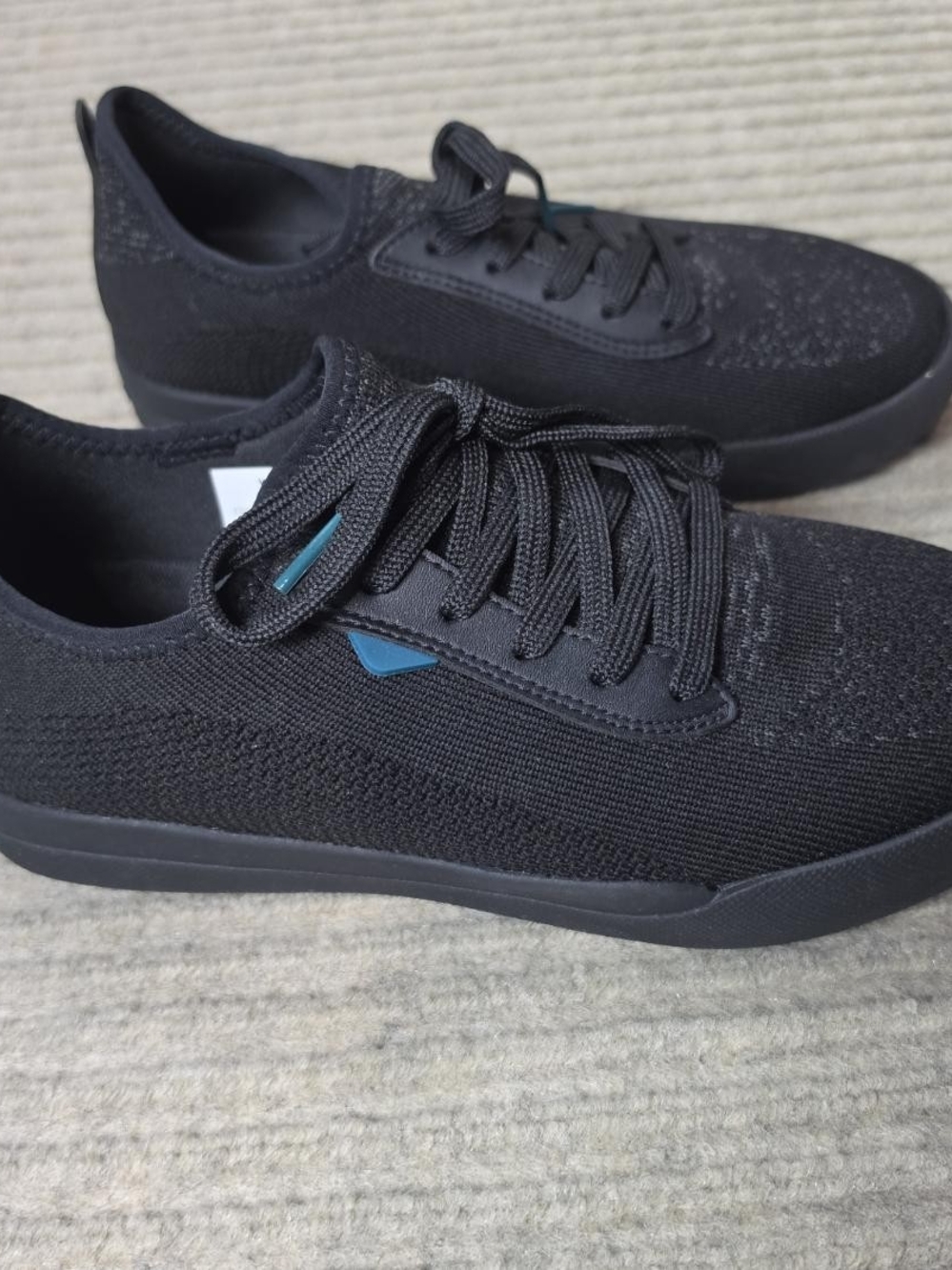 Vessi Weekend 1.5 Sneaker Womens Size 8 Waterproof Shoes Asphalt Black Black